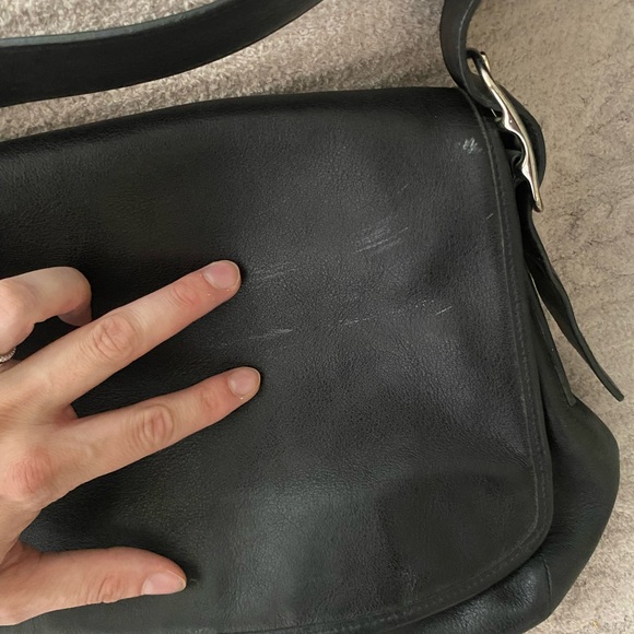 Vintage Coach Black Leather Messenger Bag - Picture 3 of 5